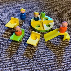 Fisher-Price Little people school desk, playground, teacher and students-Vintage